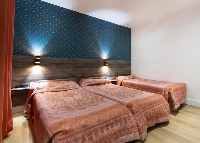 Hotel Leonard De Vinci 75011 Parigi